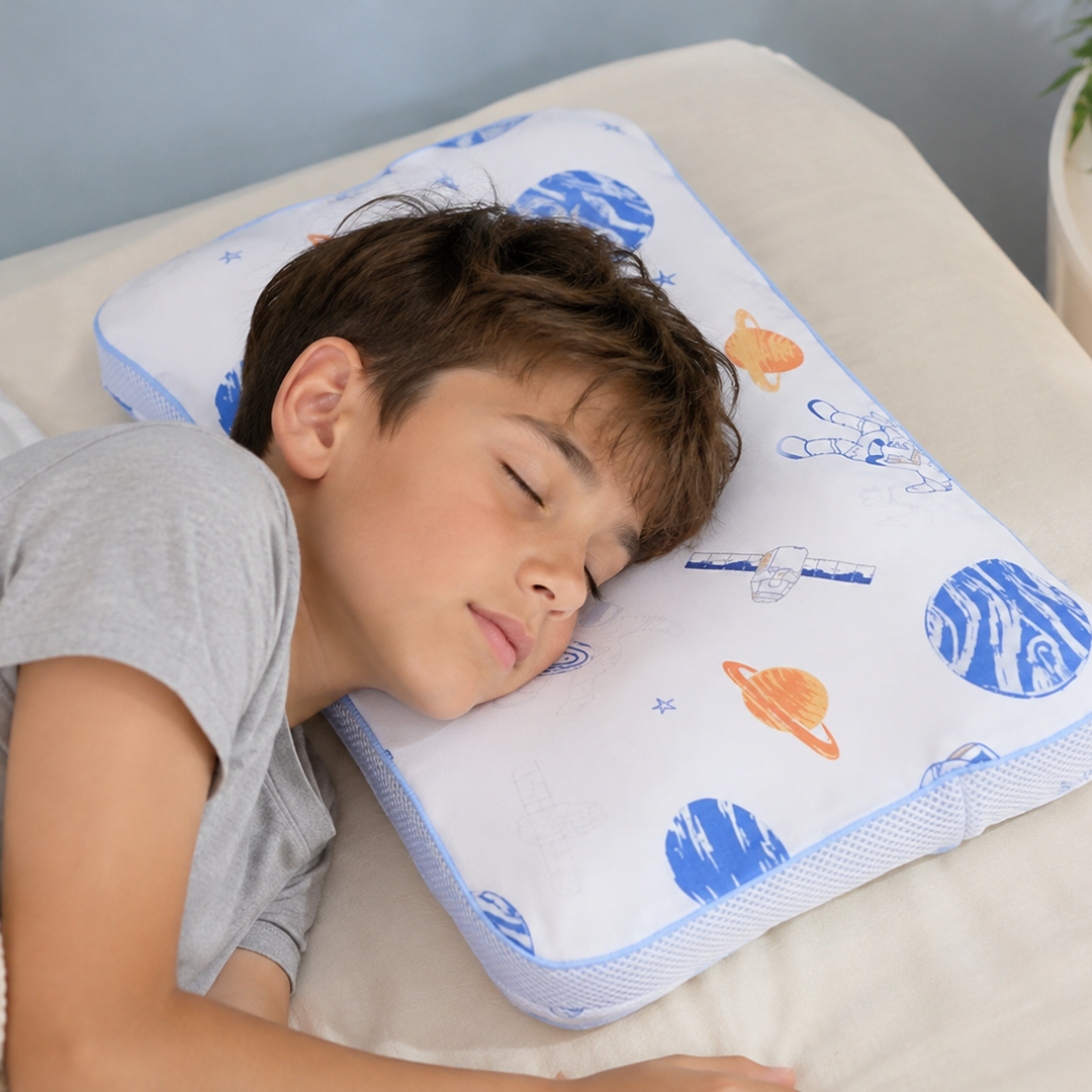 Ergonomic SereniaKids™ Pillowcase.